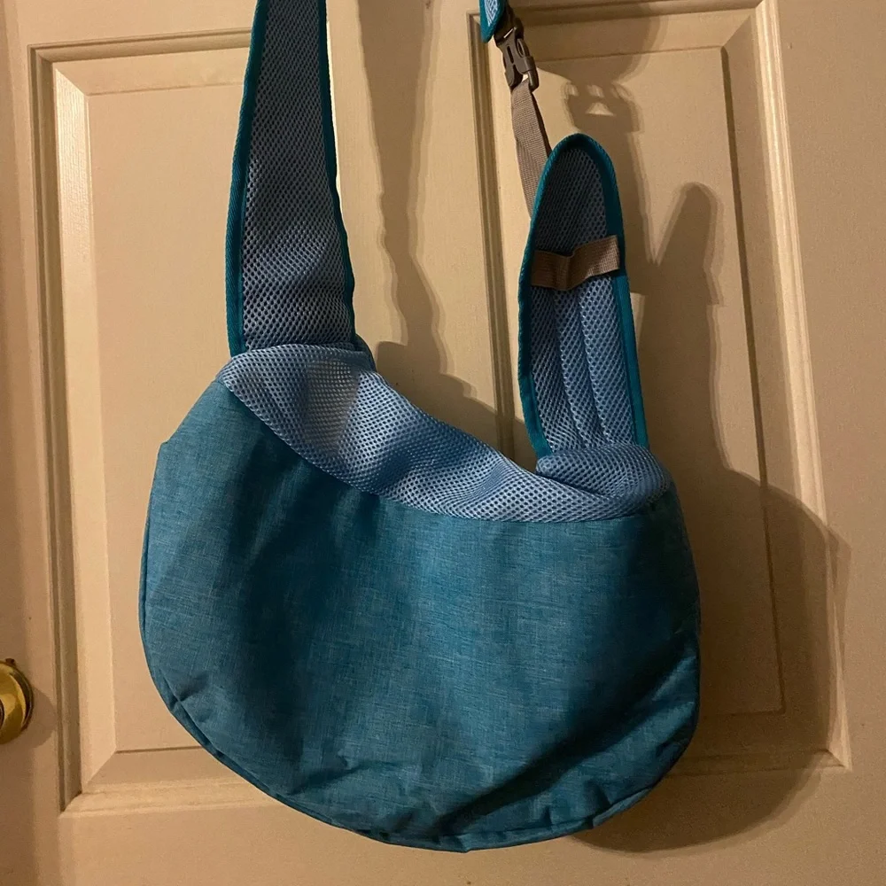 Pet shoulder bag and Per carrier backpack combo.